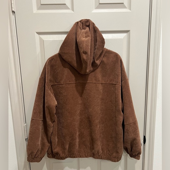 Brown jacket 🤠 - Picture 3 of 4